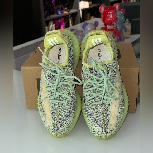 Adidas Yeezy Boost 350 V2 Yeezreel Reflective - Picture 3 of 10
